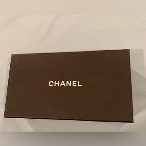 Chanel box